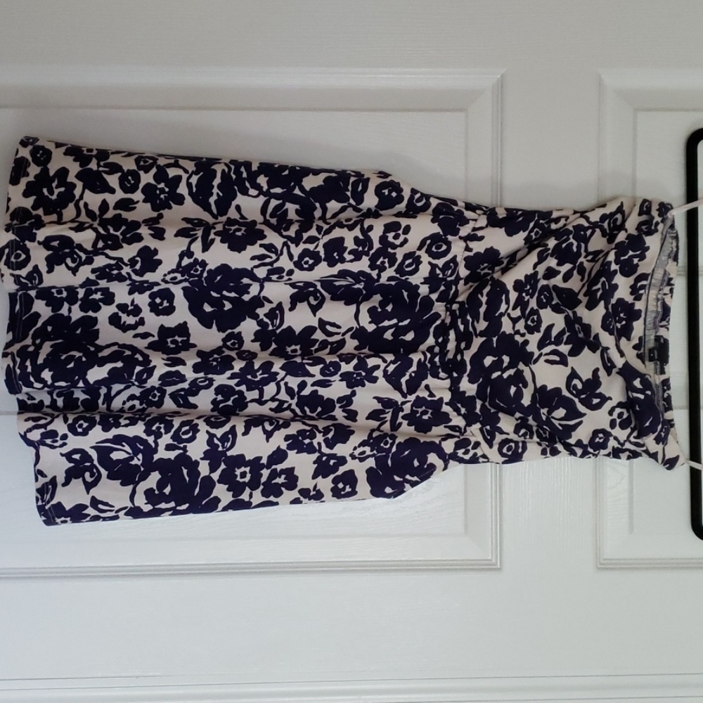 ‼️ LAST CHANCE ‼️ Strapless Floral Pocket Dress